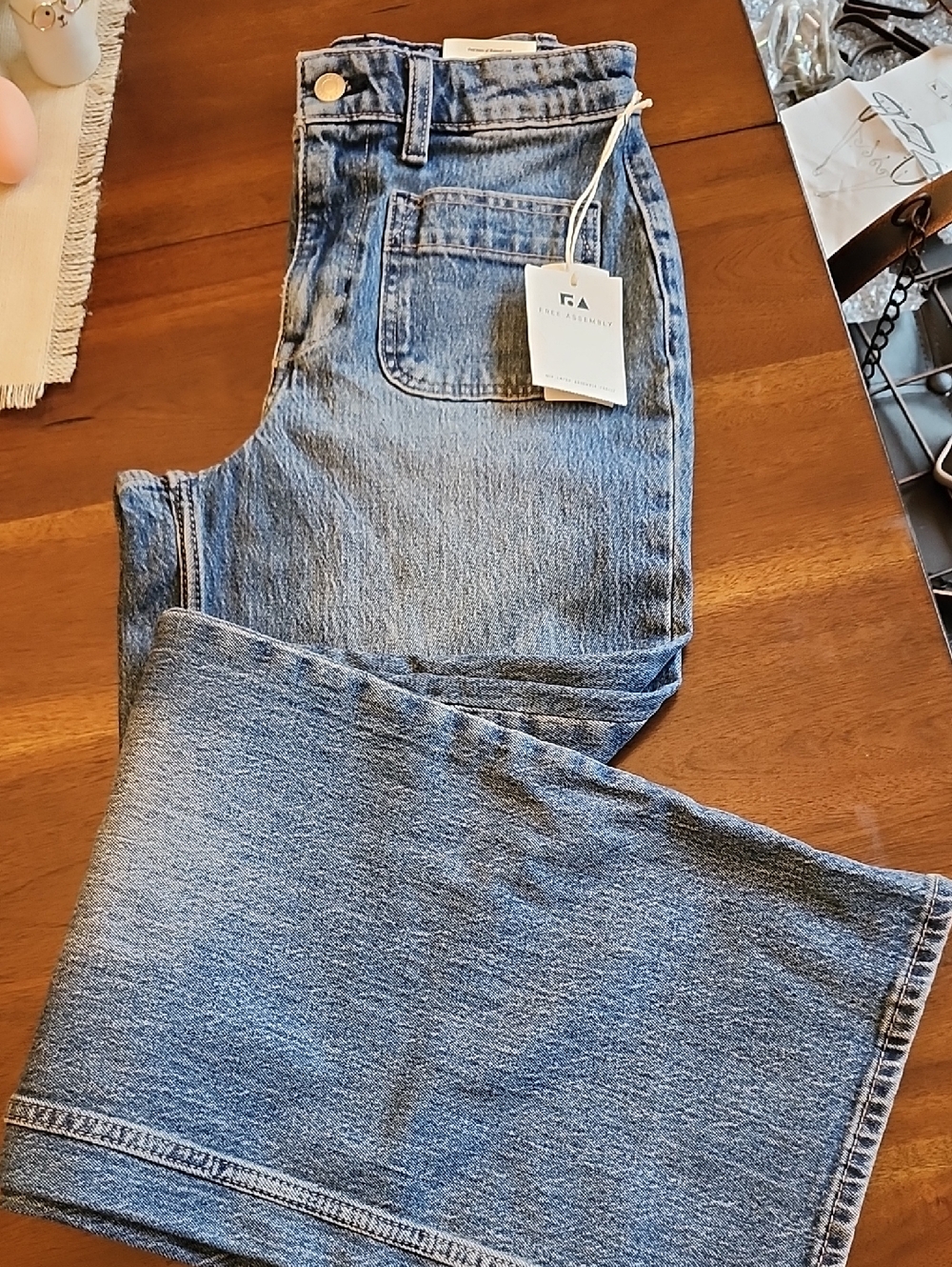 Wide Leg Women's Jeans in Light Blue Denim - FA